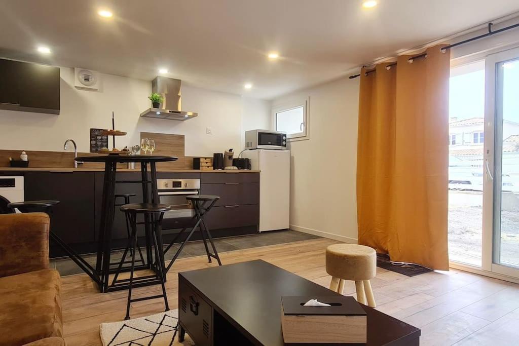 Appartement L'Atelier D'Emilie à Bessines Extérieur photo